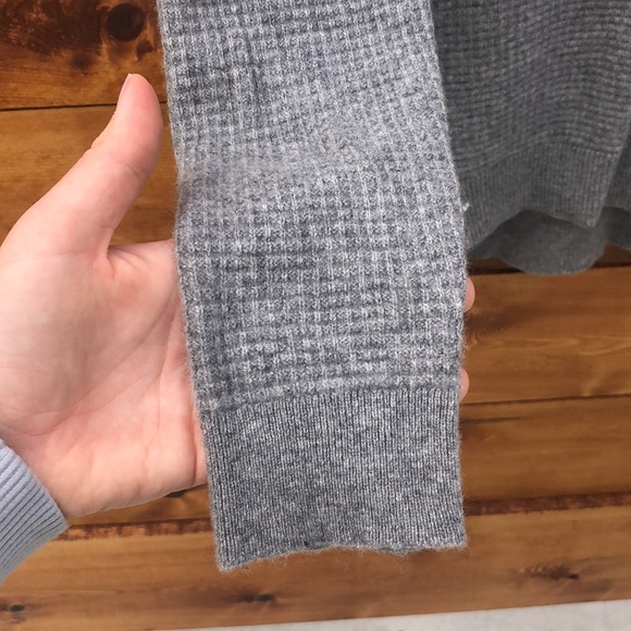 Sundance Cashmere Sweater - Picture 4 of 6